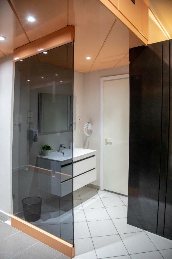 Christine'S Downtown Suites Kavala Exteriör bild