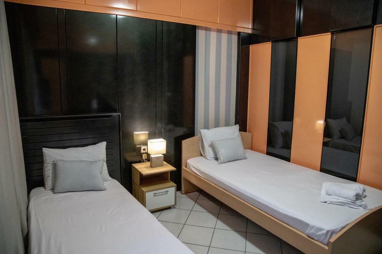 Christine'S Downtown Suites Kavala Exteriör bild