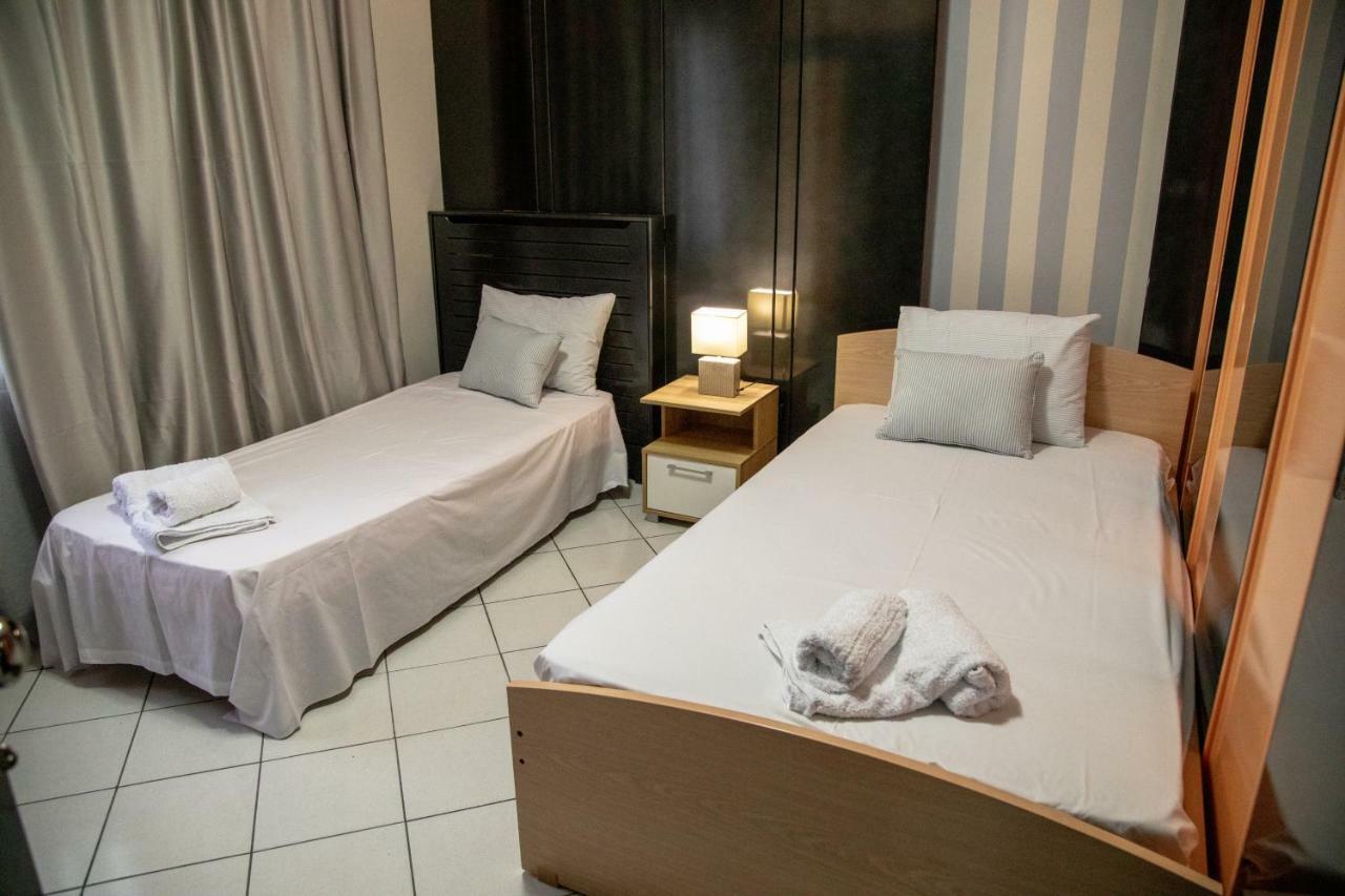Christine'S Downtown Suites Kavala Exteriör bild