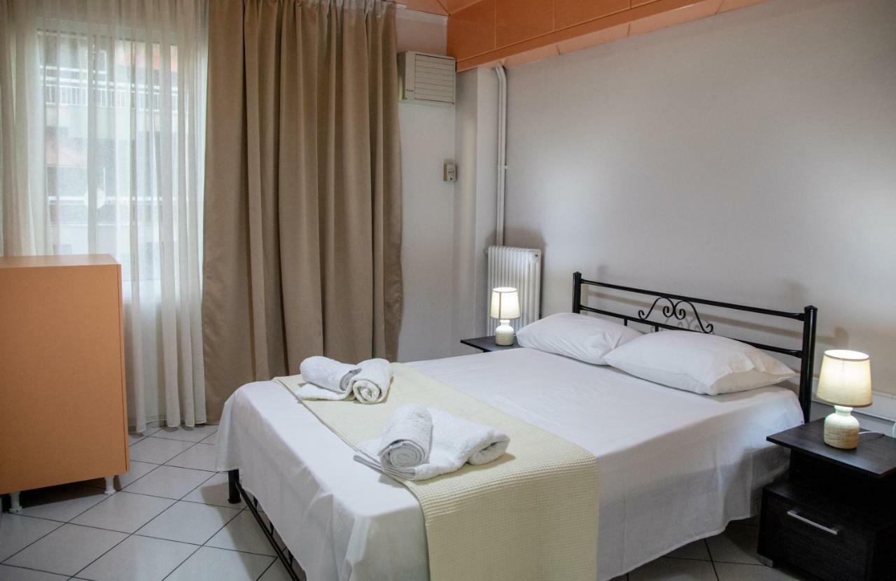 Christine'S Downtown Suites Kavala Exteriör bild