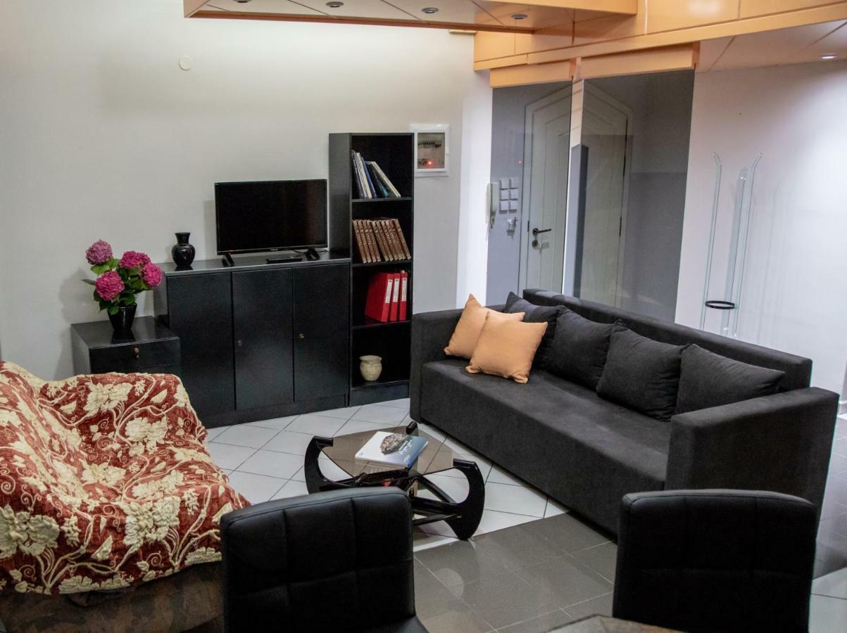 Christine'S Downtown Suites Kavala Exteriör bild